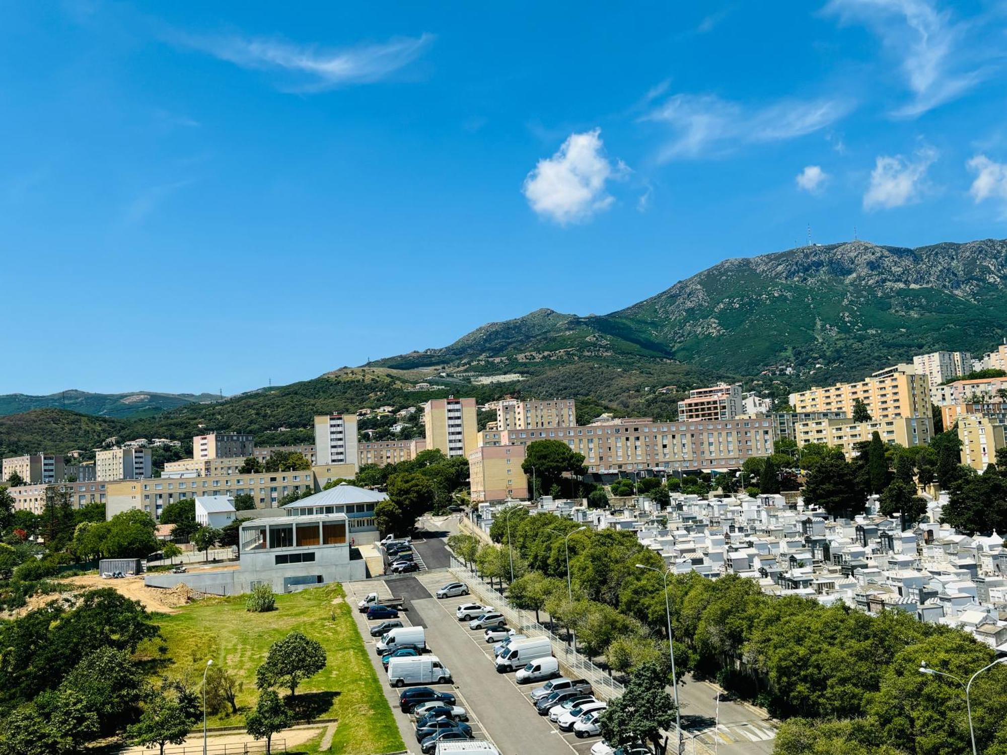 Bastia Vue Mer Et Montagne Exterior photo